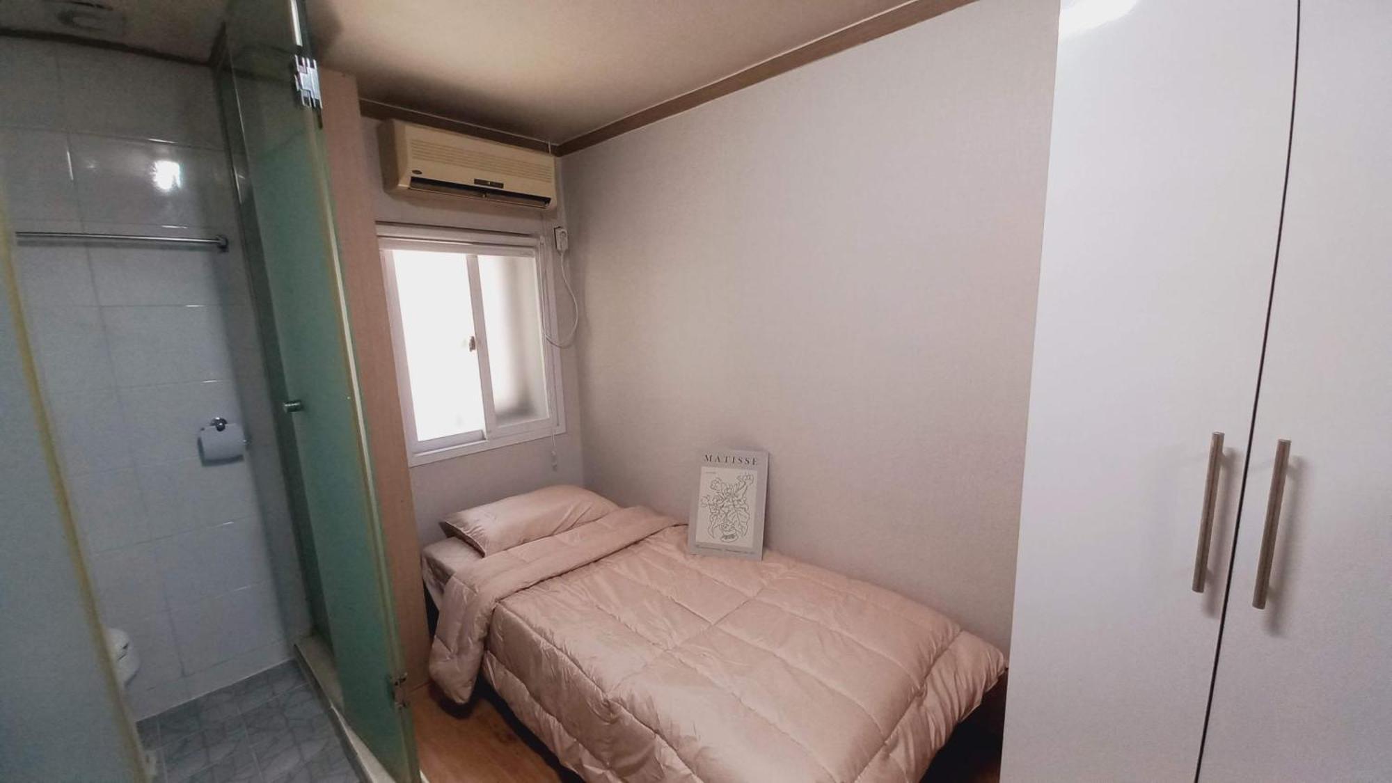 Haechi Stay Guesthouse - For Foreigners Only Seúl Exterior foto