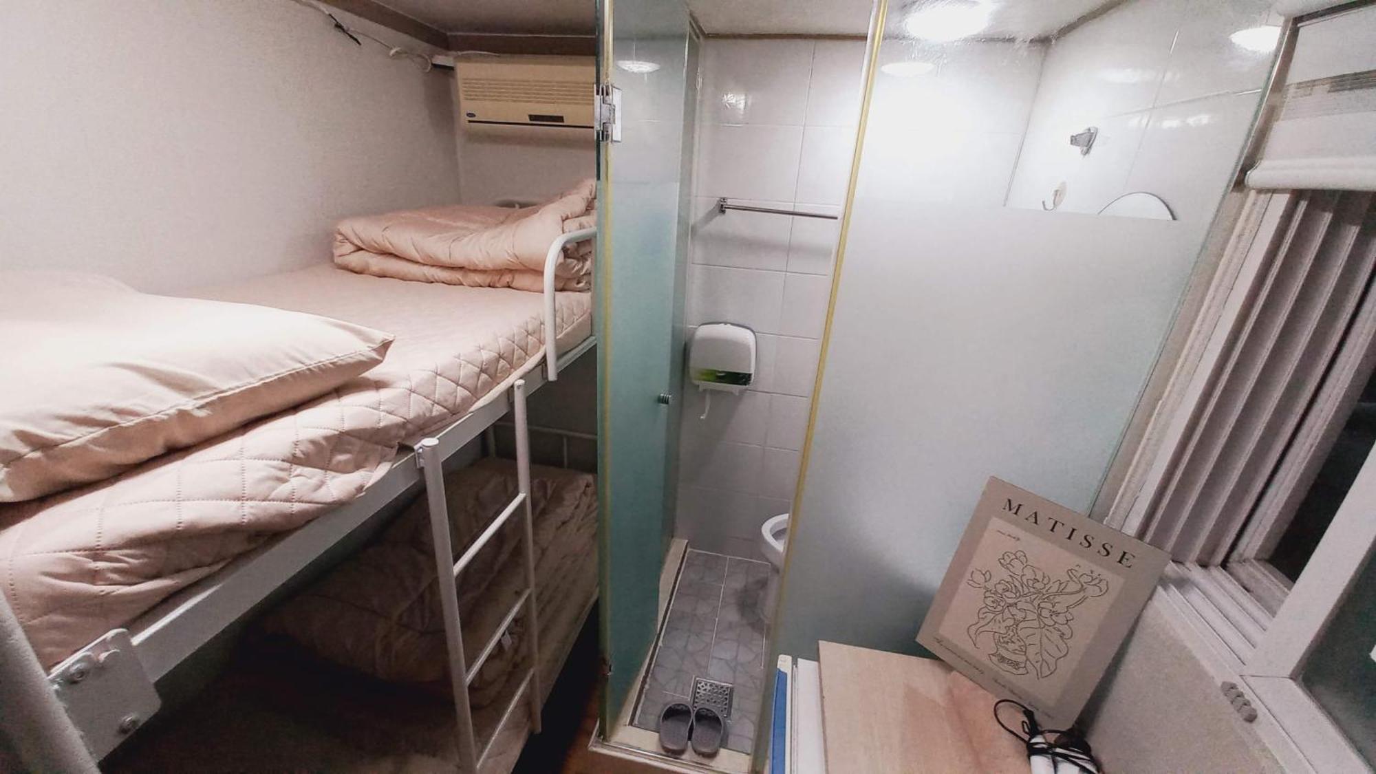 Haechi Stay Guesthouse - For Foreigners Only Seúl Exterior foto
